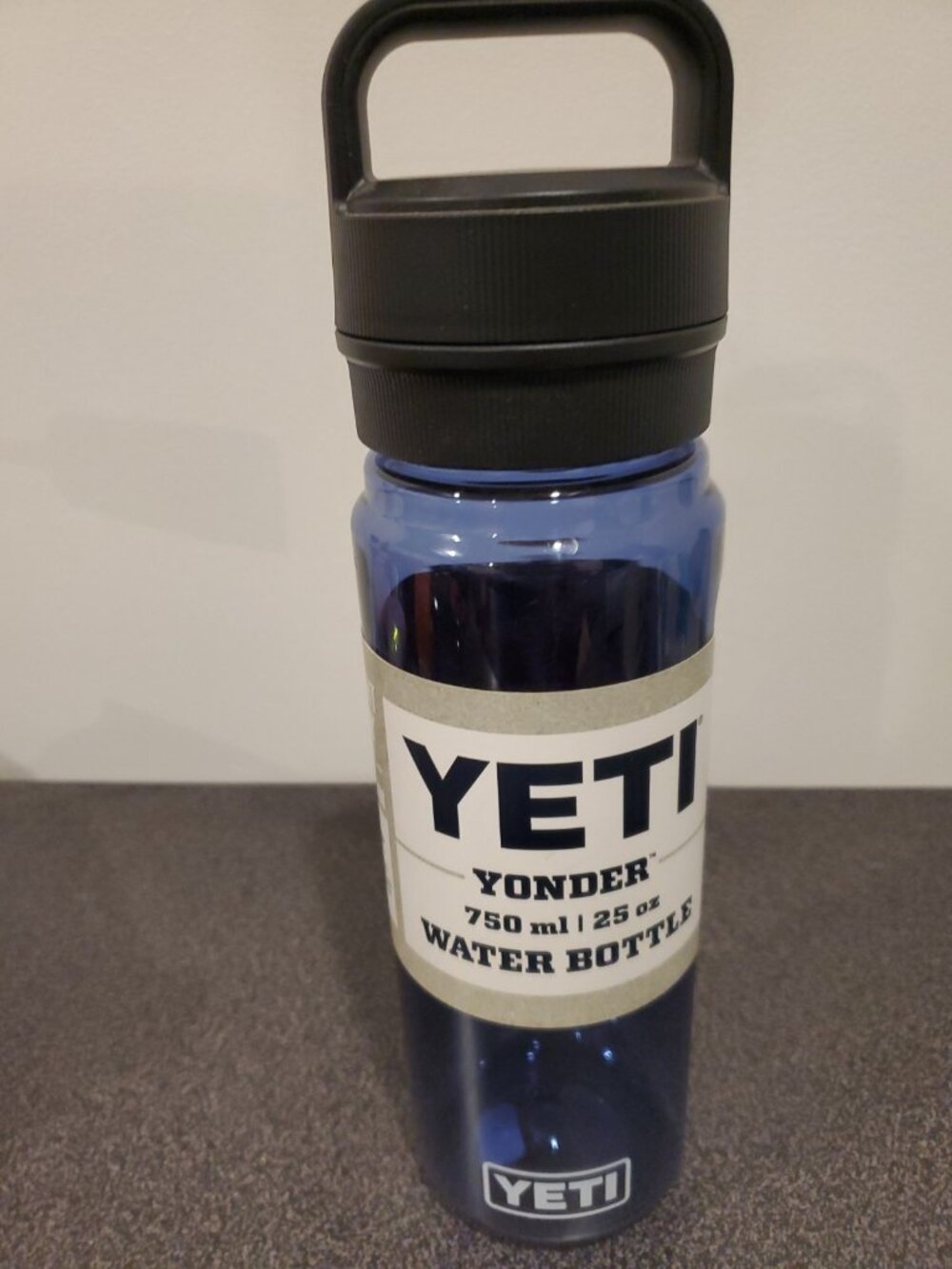 Yeti Yonder Water Bottle in Navy, 750ml